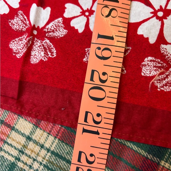 Vintage Bundle of Bandanas! - Picture 11 of 16